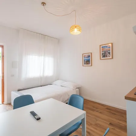 Litorale Blu Con Ombrellone In Apartment *